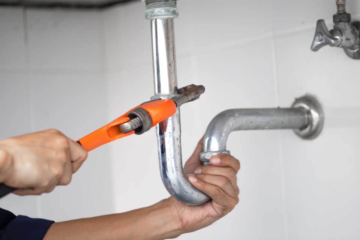 The Right Questions to Ask When Booking a Plumbing Service