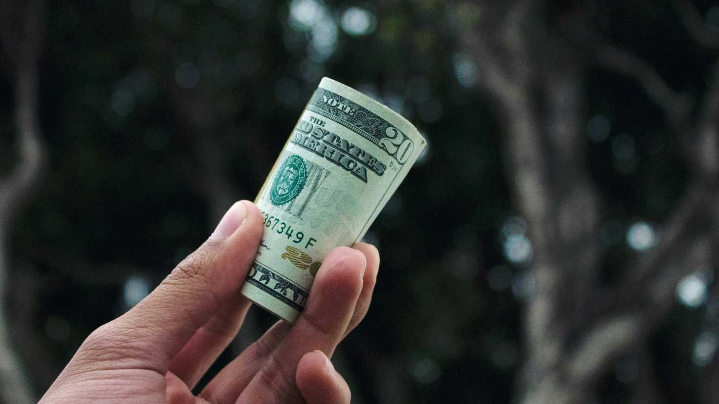 Budget Effectively on an Unstable or Commission-Based Income 