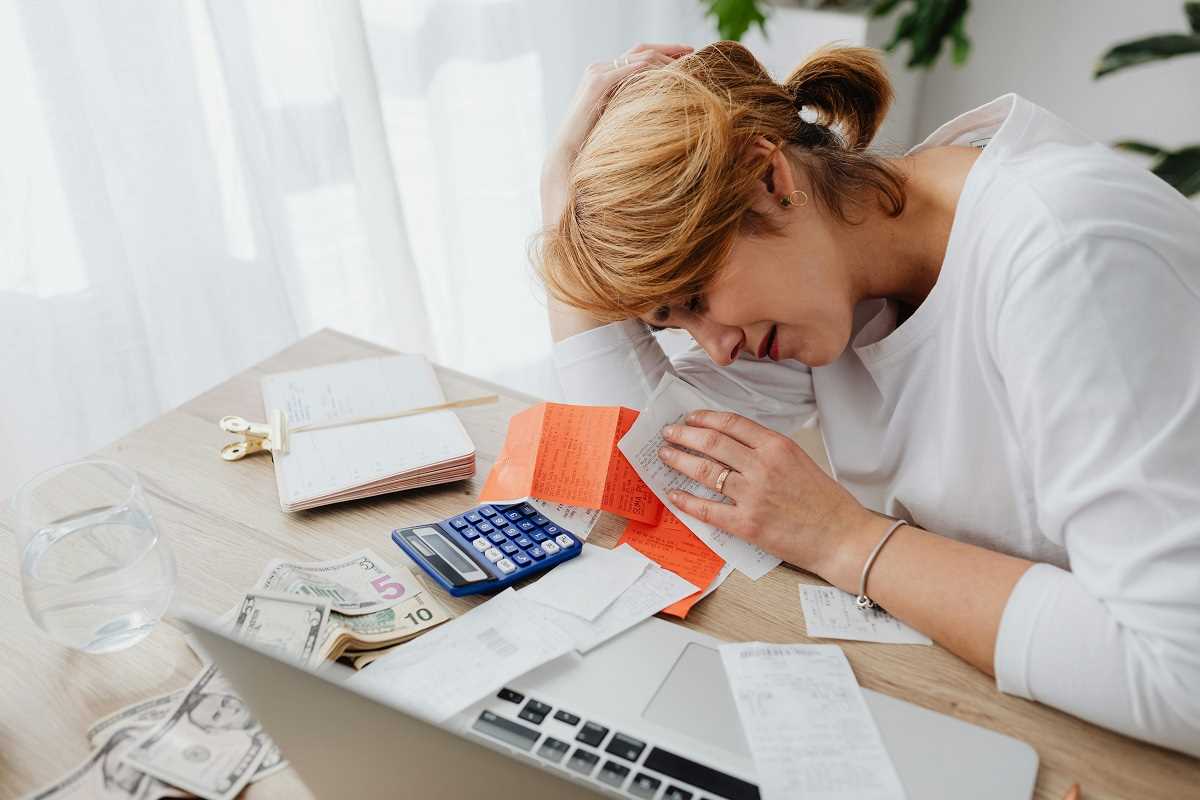 Advice for Small Business Owners Facing Cash Flow Shortfalls